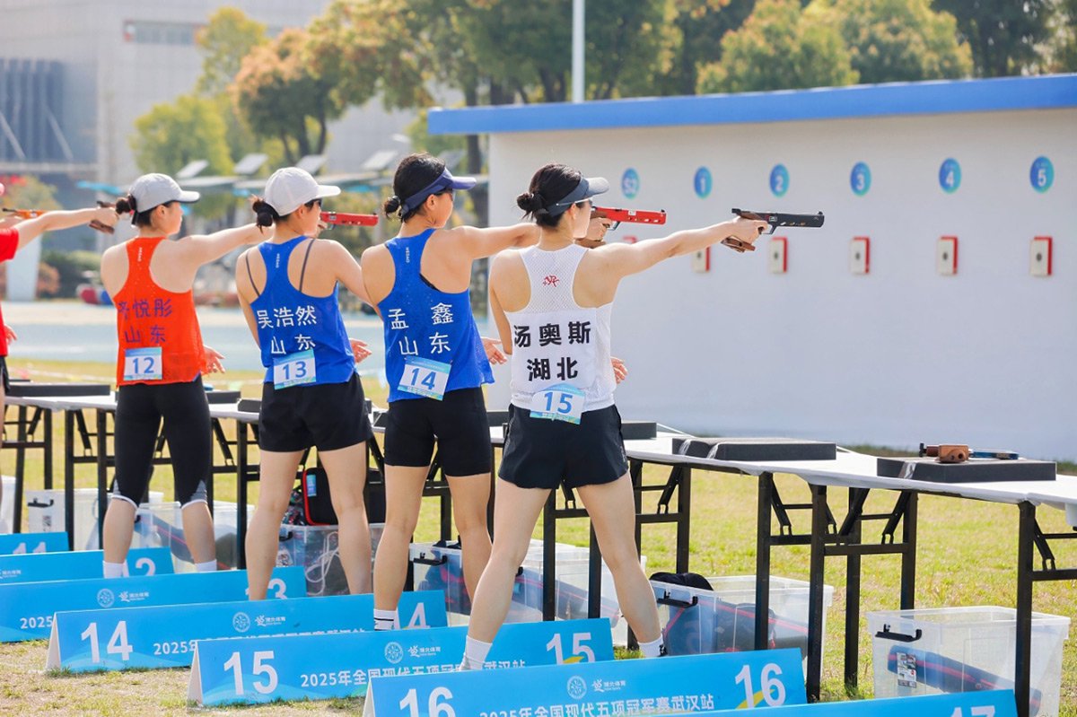 包含现代五项比拼激烈，多国选手获奖的词条